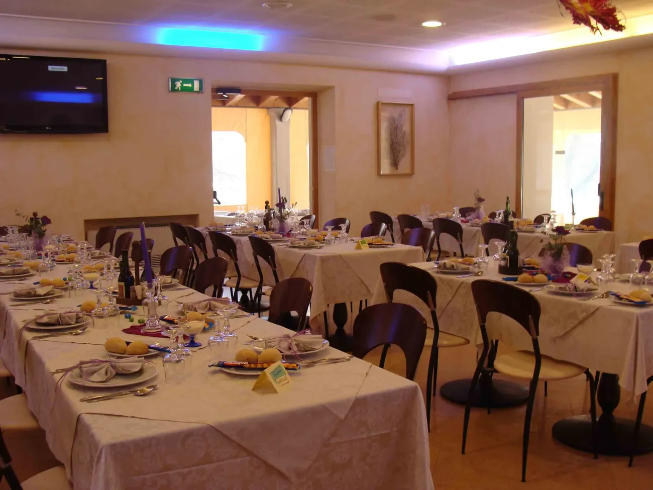 Dettaglio della sala della trattoria