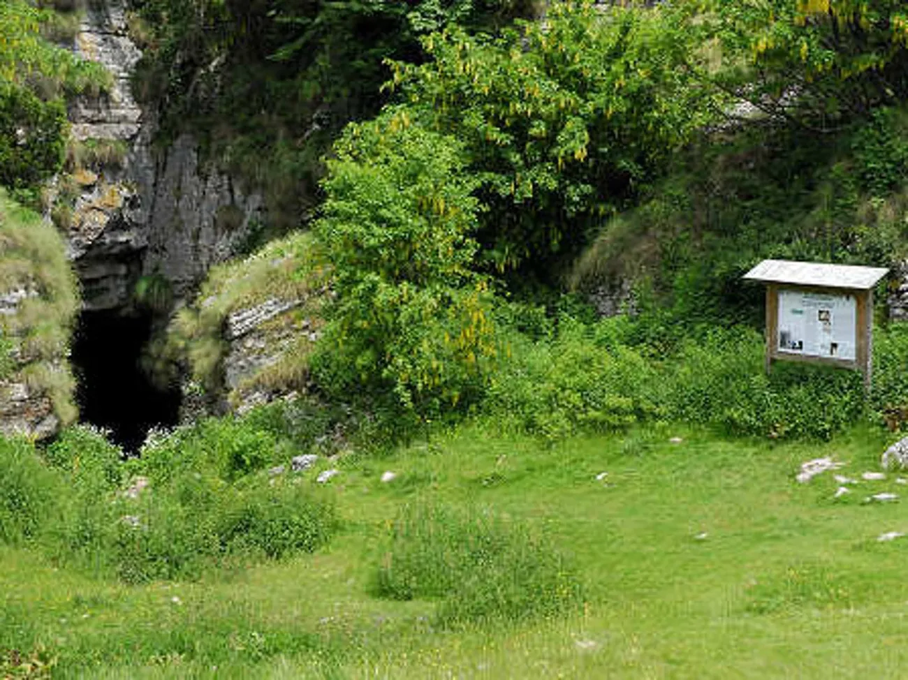The Grotta del Ciabattino cave
